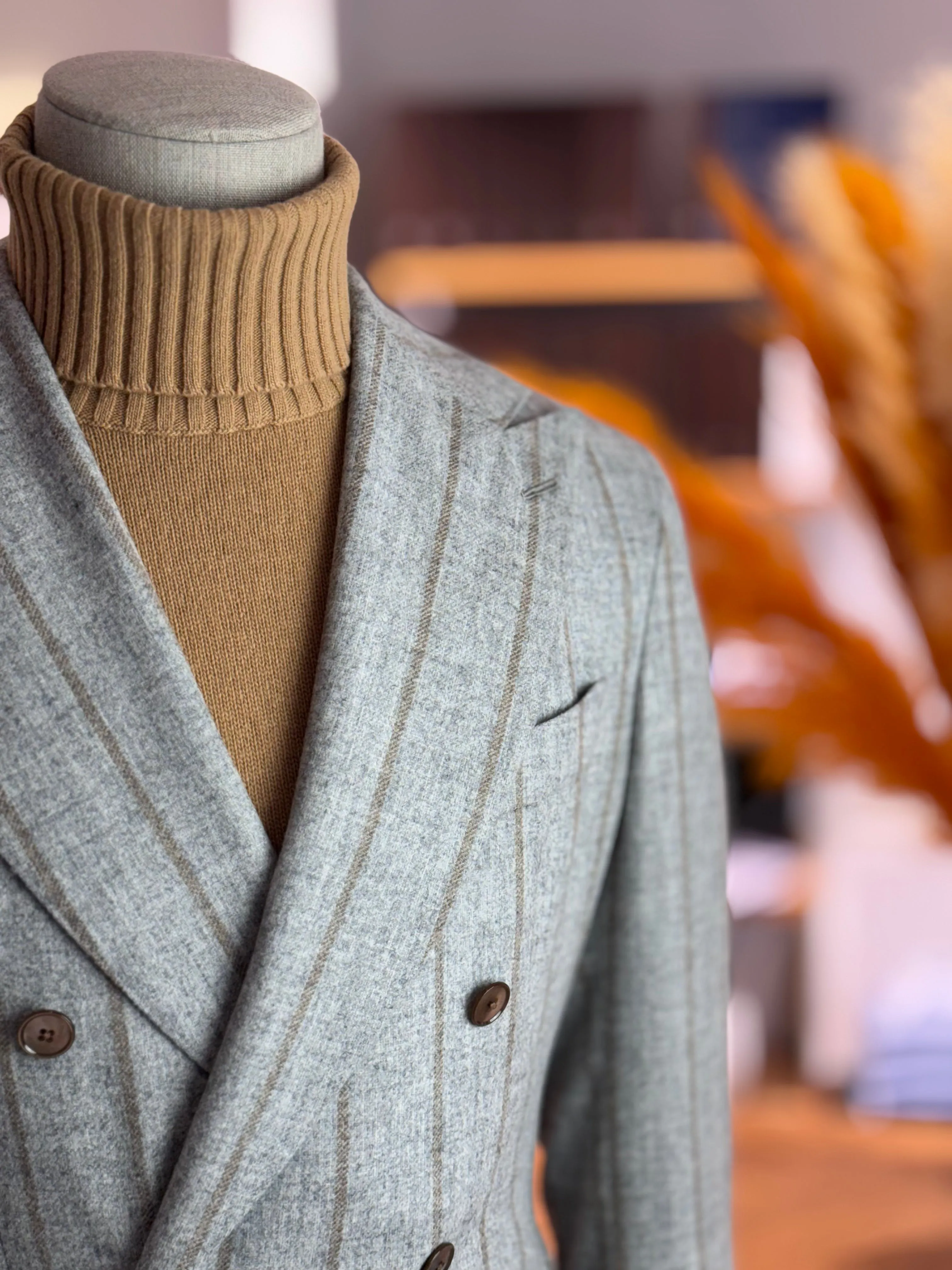 DOUBLE BREASTED SUIT ALPACA - GREY WITH CAMEL STRIPES