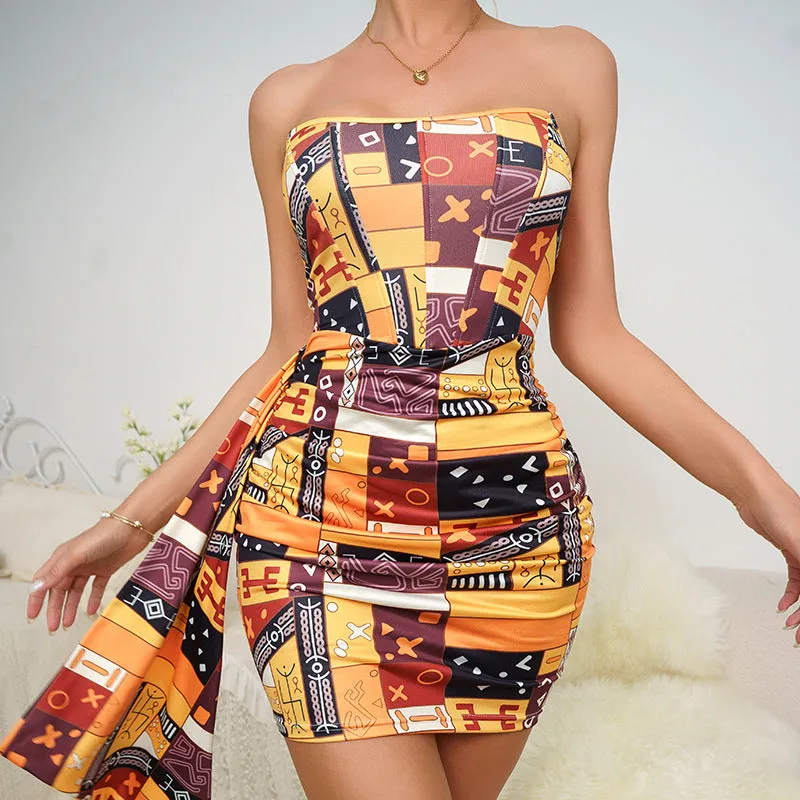 Elegant Strapless Side Sash for a Sensual Look Printed Dress