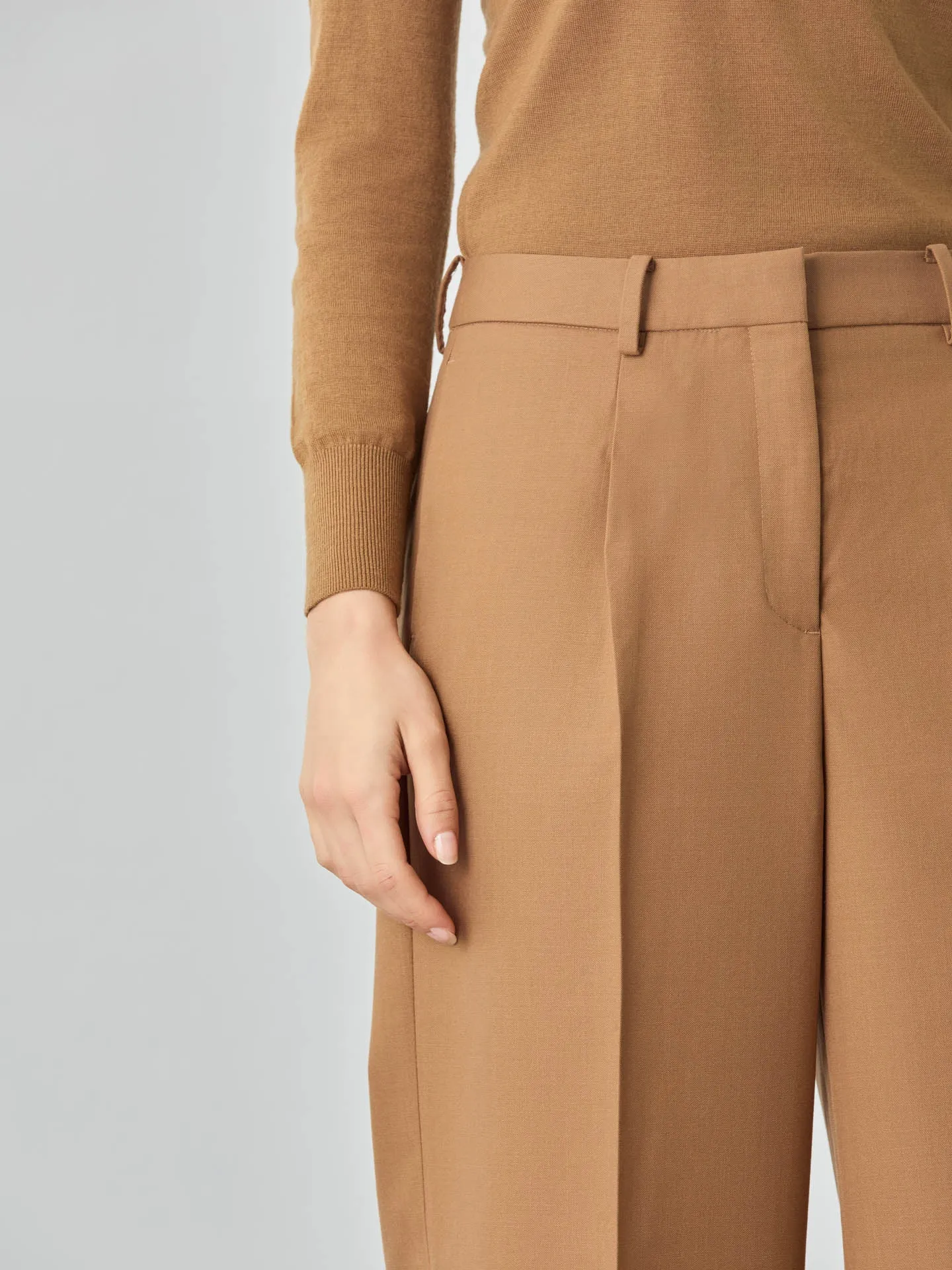 Loose Fit Trousers In Rayon Blend With Pleats