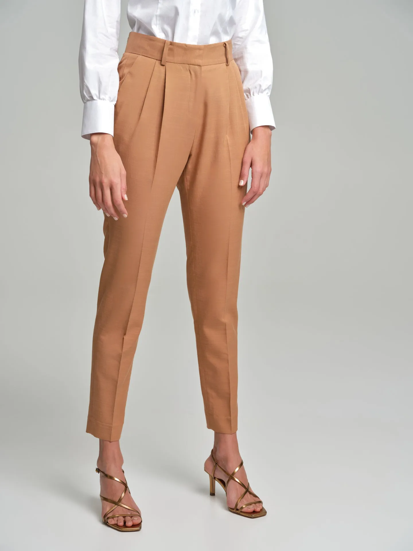 Straight leg pleated trousers rustic texture